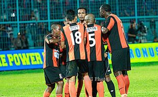 ISC A 2016 : PERSIPURA VS PERSERU : Perseru Yakin Menangi Derby Papua