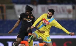 COPPA ITALIA : Dua Gol Gervinho Bawa Roma Kalahkan Napoli 3-2