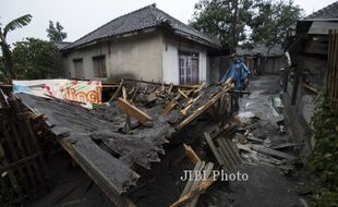 FOTO DAMPAK LETUSAN KELUD : Rusak Parah