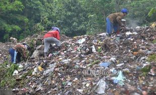 PENGELOLAAN SAMPAH KARANGANYAR : Banyak Perumahan, Colomadu Sumbang Sampah Terbanyak