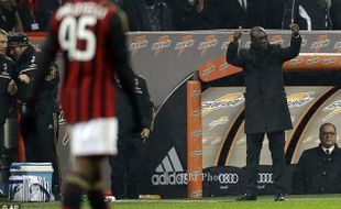 AC MILAN VS BOLOGNA, 1-0 : Seedorf Tahu Balotelli Bakal Bawa Kemenangan