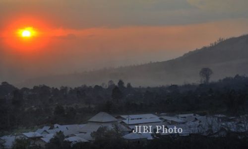 FOTO GUNUNG SINABUNG : Relokasi Pemukiman Warga Sinabung