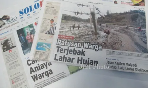  SOLOPOS HARI INI : Ratusan Warga Terjebak Lahar Hujan, Caleg Aniaya Warga