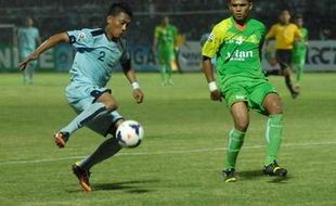 PERSELA VS PERSEBAYA, 3-0 : Bajul Ijo Dihajar Laskar Joko Tingkir Tiga Gol Tanpa Balas