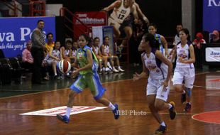 WNBL 2014 : Sritex Menang Tipis dari Merah Putih 60-57