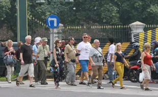 FOTO WISMAN : Kunjungan Wisman Ke Solo Menurun