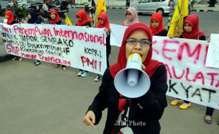 FOTO HARI PEREMPUAN INTERNASIONAL :