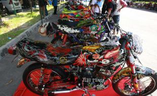 FOTO IMI JOGJA AUTO FEST 2014 : Modifikasi Sepeda Motor