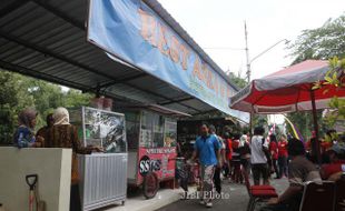 FOTO MIDER PRAJA : Rest Area dan Kuliner Laweyan