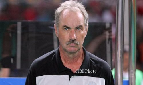 PIALA AFF 2014 : INDONESIA TERSINGKIR : Ini Lima Kesalahan Mendasar Alfred Riedl