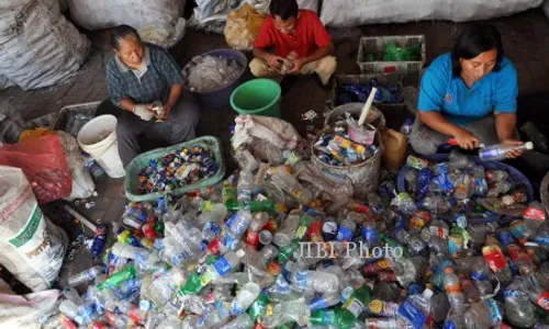 Harga Sampah Plastik Turun