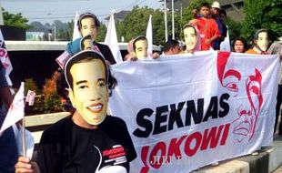 JOKOWI CAPRES : "Projo Tidak Terkait PDIP!"