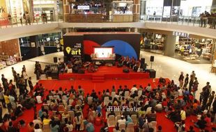 FOTO WAYANG KAMPUNG SEBELAH : WKS Tampil di Atrium The Park