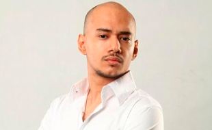 INDONESIAN IDOL 2014 : Husein Dijagokan Juri, Nowela, Virzha Memuaskan, Gio Tak Maksimal