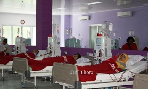 PMI Solo Terima Hibah 10 Mesin Cuci Darah   