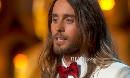 Kehidupan Bos Playboy Difilmkan, Jared Leto Jadi Hugh Hefner