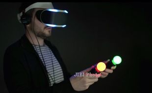 PROJECT MORPHEUS : Sony Serius Garap Headset VR untuk Playstation 4