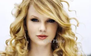 KONSER MUSIK : Taylor Swift Sambangi Indonesia 4 Juni 2014