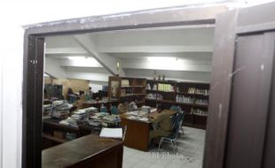 PERPUSTAKAAN SOLO : DPRD Solo Targetkan Kunjungan Perpusda 30.000/Tahun