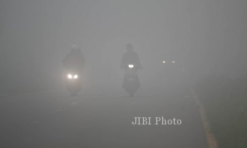  BENCANA KABUT ASAP : BMKG: Sejumlah Wilayah Riau Diselimuti Asap Pekat