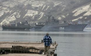 PENDUDUKAN CRIMEA : Ukraina Tutup Perbatasan Crimea