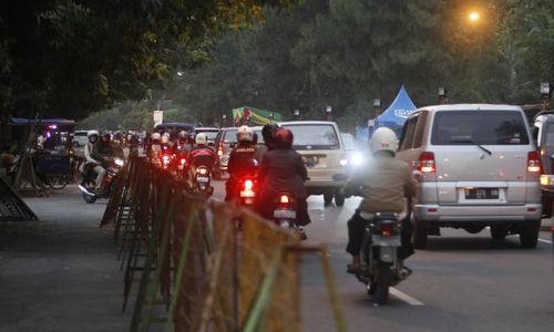 DRAG RACE MANAHAN SOLO : Pengamat: Pemkot Telah Dilecehkan