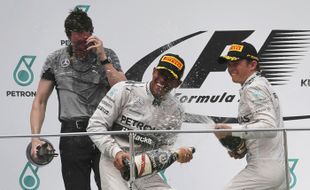 F1 GP MALAYSIA 2014 : Mercedes Tampil Sempurna di Sepang