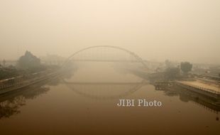 KABUT ASAP : Kebakaran Lahan Sangat Luas, Jokowi Minta Masyarakat Bersabar