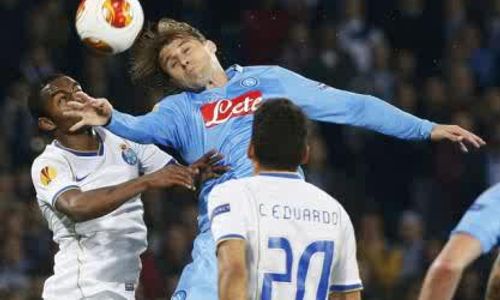 LIGA EUROPA 2014 : Buang Peluang, Napoli Gagal ke 8 Besar Setelah Disingkirkan Porto