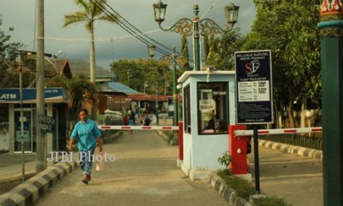 Tarif Parkir RSUD Wonosari Mahal, Warga Pilih Parkir di Halaman Koramil