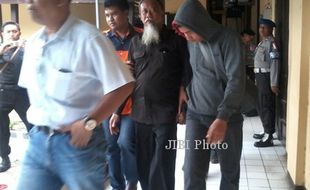 SABOTASE HUTAN KARET SRAGEN : Jadi Tersangka, Sunarji Cs Ditahan di Polda