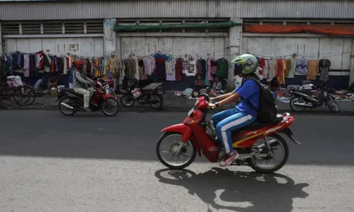 PENGHARGAAN WTN : PKL di Trotoar Solo Bisa Ganjal Solo