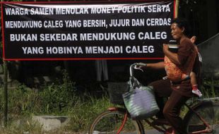 FOTO PEMILU 2014 : Kritik Sosial Maraknya Money Politik