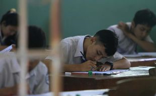 UJIAN NASIONAL 2015 : Seratusan Siswa di Solo Ikuti UN Susulan