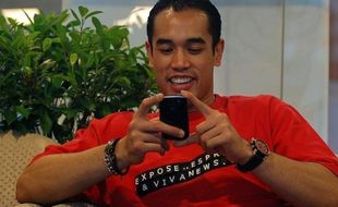 PILPRES 2014 : Iklan Jokowi Bikin Murka Ardie Bakrie, Awak Viva Mundur   