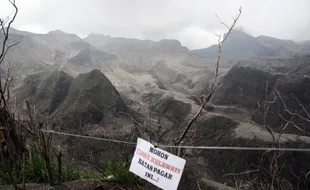 GUNUNG KELUD MELETUS : Letupan Sekunder Kelud Berbahaya, Warga Diminta Waspada