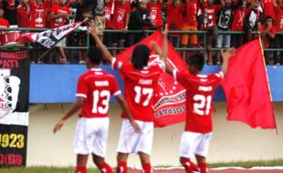 PERSIS SOLO 1-0 PSIS SEMARANG : Laskar Sambernyawa Patahkan Rekor Mahesa Jenar