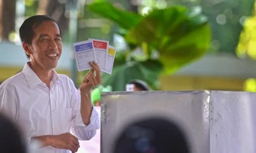 PILPRES 2014 : Jokowi Belum Pastikan Mundur atau Cuti dari Jabatan Gubernur