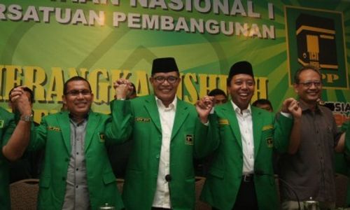 JOKOWI PRESIDEN : Hadiri Rakernas PDIP, PPP Mengelak Pindah Koalisi