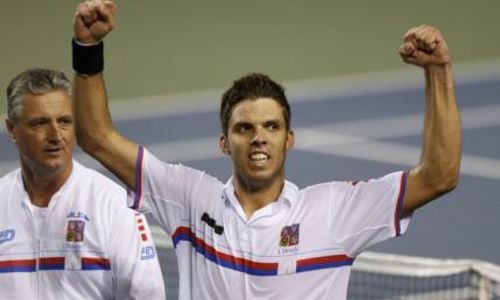 DAVIS CUP 2014 : Cheska dan Italia Melaju ke Semifinal Setelah Taklukkan Lawan