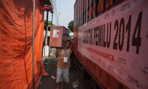 FOTO PEMILU 2014 : Distribusi Logistik Pemilu 