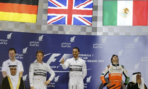 GP BAHRAIN 2014 : Duel Sengit Dua Pembalab Mercedes Dimenangkan Hamilton