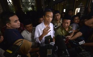 Jokowi Temui Ridwal Kamil, Meja Kaca di Aula Balai Kota Bandung Pecah, Ada Apa?