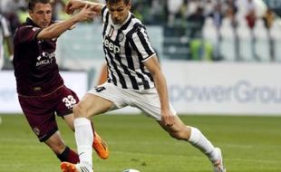 JUVENTUS VS LIVORNO, 2-0 : Si Nyonya Tua Kian Kokoh di Puncak Klasemen