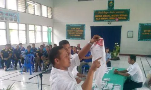 PEMILU 2014 : KPU Provinsi Instruksikan Penghitungan Ulang di 3 TPS