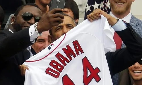 Walah, Foto Selfie Obama Bikin Samsung Bermasalah