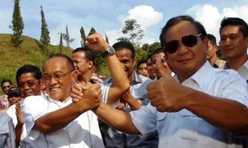 JOKOWI VS PRABOWO : Gerindra Bantah Tawarkan 7 Kursi Menteri untuk Golkar