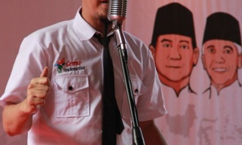 KAMPANYE CAPRES : Bikin Lagu Kampanye Lagi, Dhani Dituduh Adaptasi “Lagu PKI”