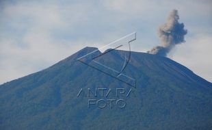 SLAMET SIAGA : Material Pijar Gunung Slamet ke Banyumas-Purbalingga