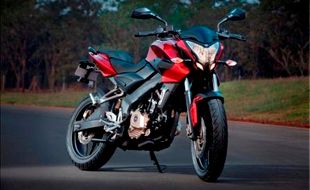 SEPEDA MOTOR BARU : Indonesia Jadi Negara Pertama Peluncuran Bajaj Pulsar 200 NS